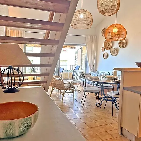 Apartment Duplex Avec Vue Et Proche De La Du Centre-ville De - De La Sainte-Maxime