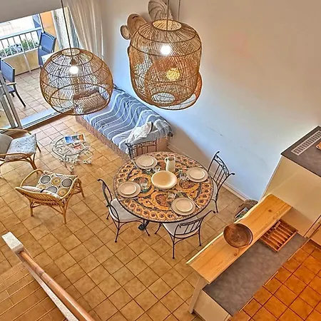 Duplex Avec Vue Et Proche De La Du Centre-ville De - De La Apartment *